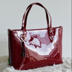 BOLSO SHOPPER CHAROL AGATHA...